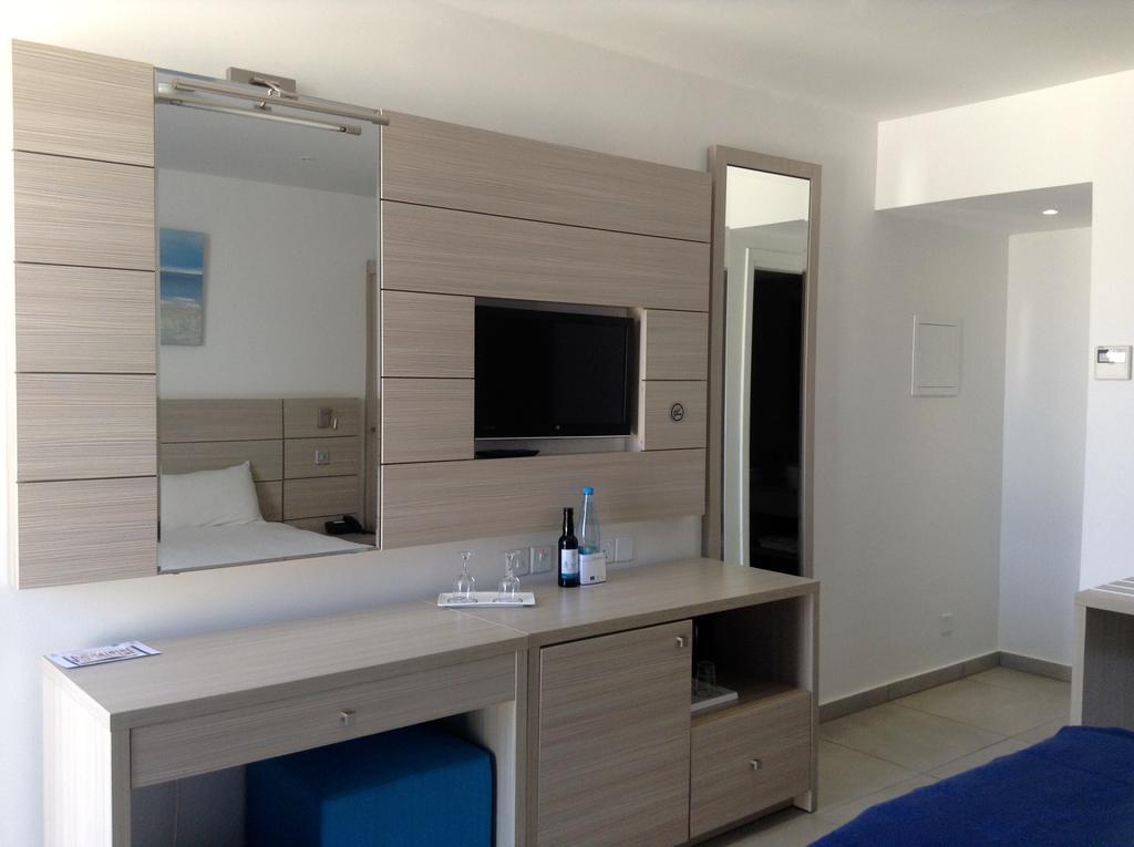 Limanaki & Hotel Ayia Napa